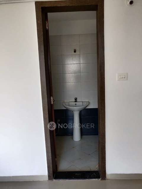 2 BHK Flat In Venkatesh Serenity  For Sale  In Dhayari 