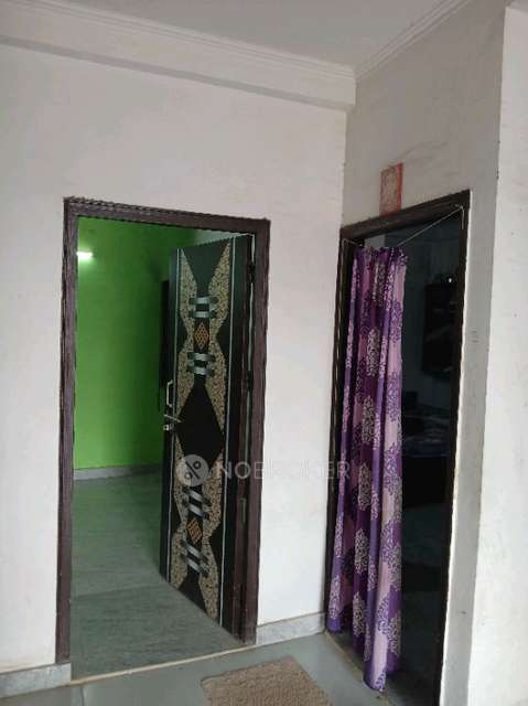 1 RK House for Rent  In T Square Building