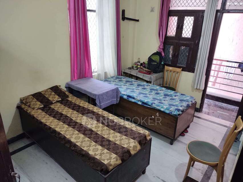 PG for Boys in Gamma 1 Community Center