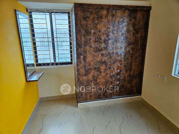 1 BHK Flat In Standalone Building  for Rent  In Electronic City