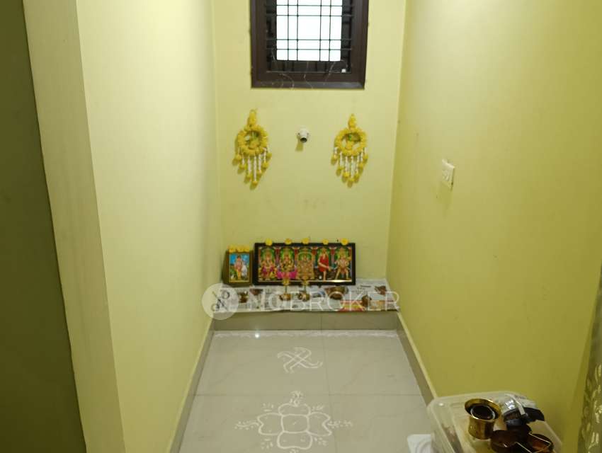 2 BHK Flat In Creative Mitravinda Manor Apartment For Sale  In Nagarjuna Nagar ,tarnaka