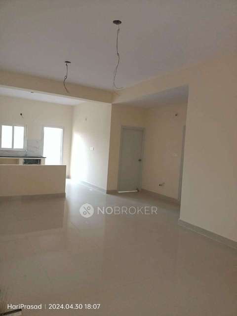 2 BHK Flat In Sterling Silver Heights For Sale  In Mallepally