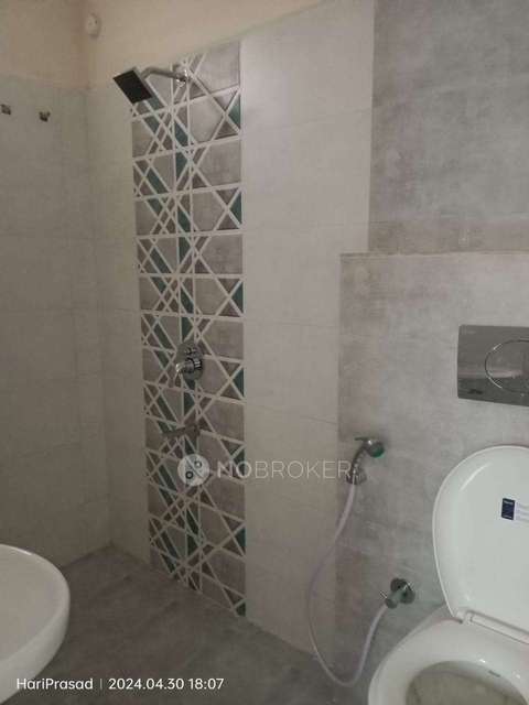 2 BHK Flat In Sterling Silver Heights For Sale  In Mallepally