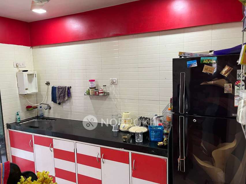 2 BHK Flat In Omkar Signet For Sale  In Malad East,