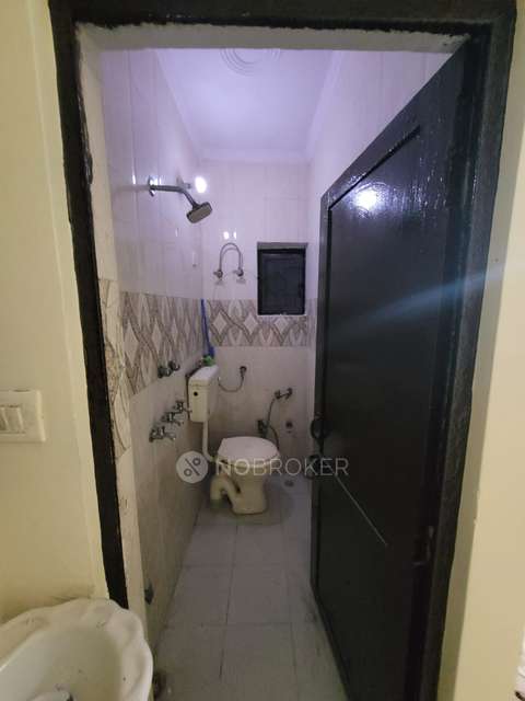 1 BHK Flat In Radhey Krishna Apartment For Sale  In Dwarka