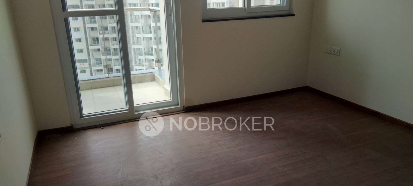 2 BHK Flat In Purva Silversand, Near Godrej Infinity for Rent  In Purva Silversand