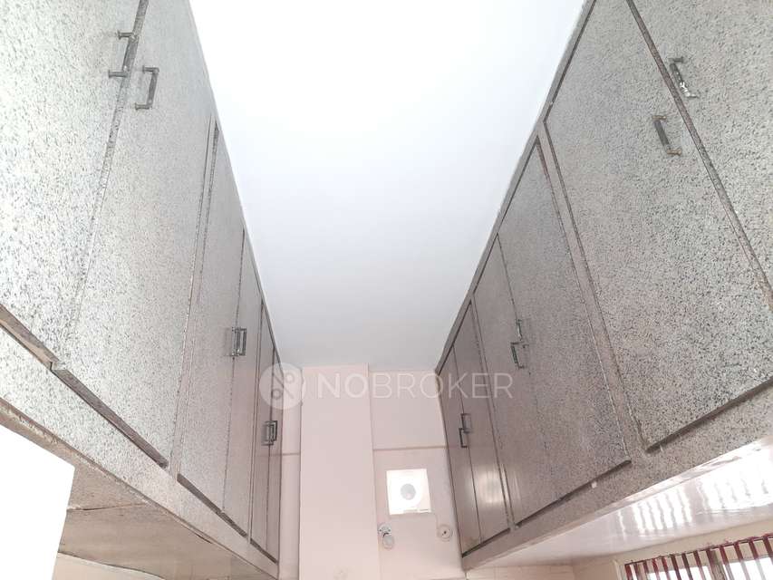 3 BHK Flat In Sai Vishnu Apartment For Sale  In Domalguda