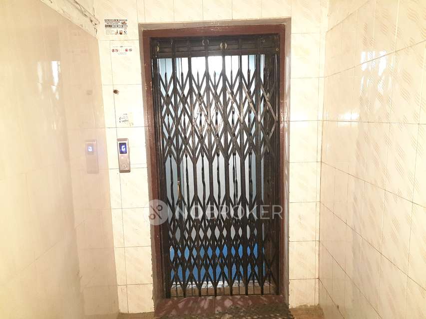 3 BHK Flat In Sai Vishnu Apartment For Sale  In Domalguda
