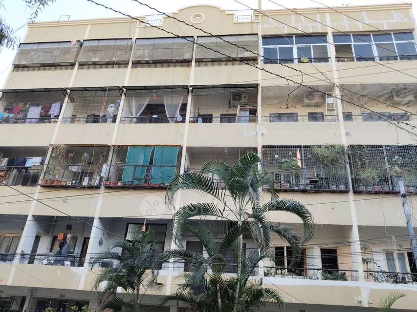 3 BHK Flat In Sai Vishnu Apartment For Sale  In Domalguda