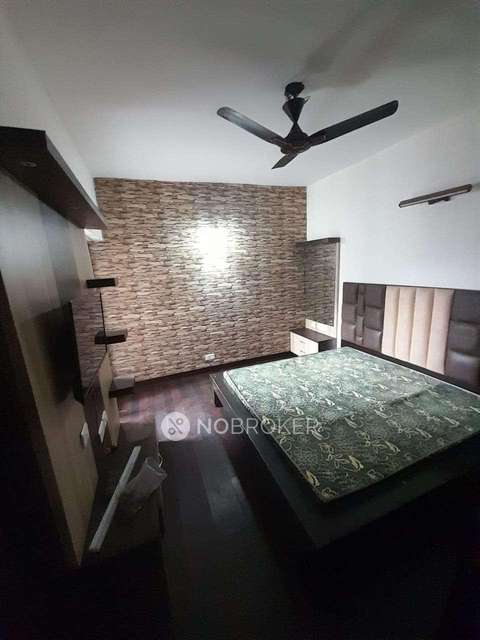 3 BHK Flat In Ajnara Le Garden For Sale  In Sector 16b