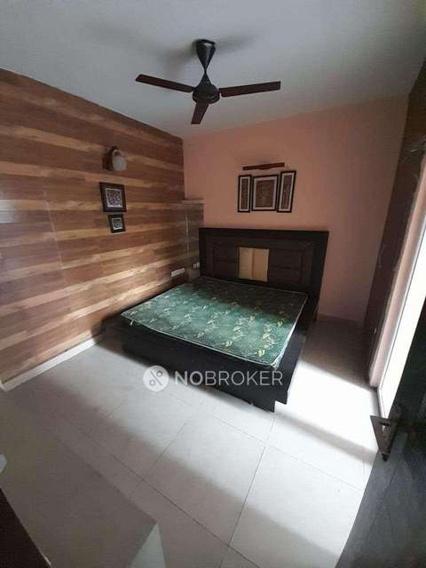 3 BHK Flat In Ajnara Le Garden For Sale  In Sector 16b