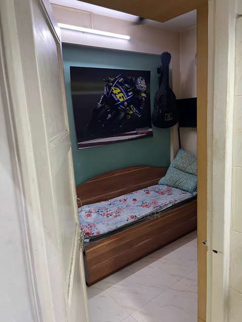 1 BHK Flat For Sale  In  Dahisar West