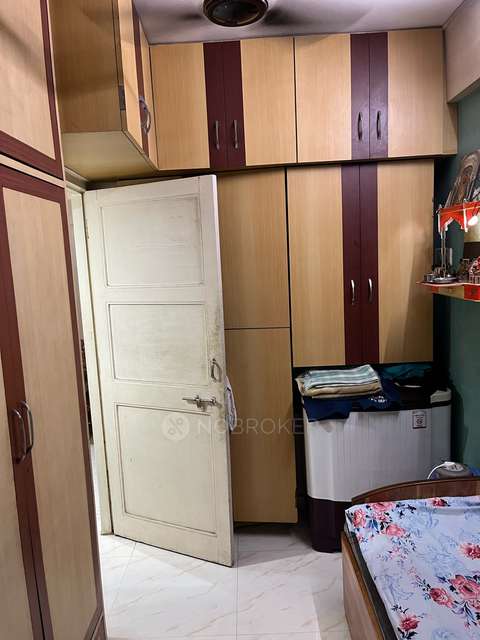 1 BHK Flat For Sale  In  Dahisar West