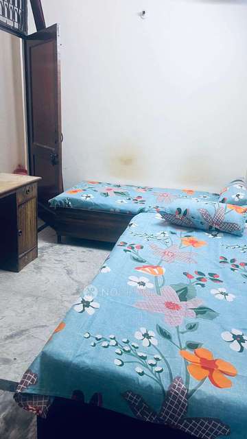 PG for Boys in Govind Puri