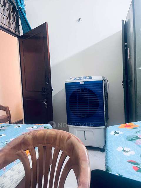 PG for Boys in Govind Puri