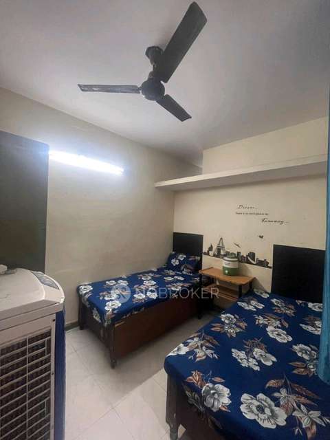 PG for Boys in Govind Puri