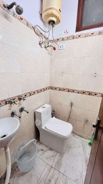 PG for Boys in Govind Puri