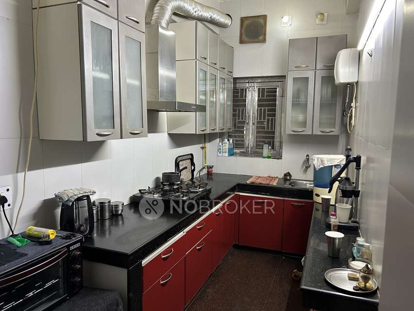 2 BHK Flat In Ekta Apartment  For Sale  In Geeta Colony 