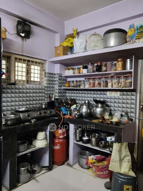 4+ BHK House For Sale  In New Nallakunta