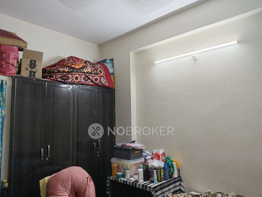 4+ BHK House For Sale  In New Nallakunta