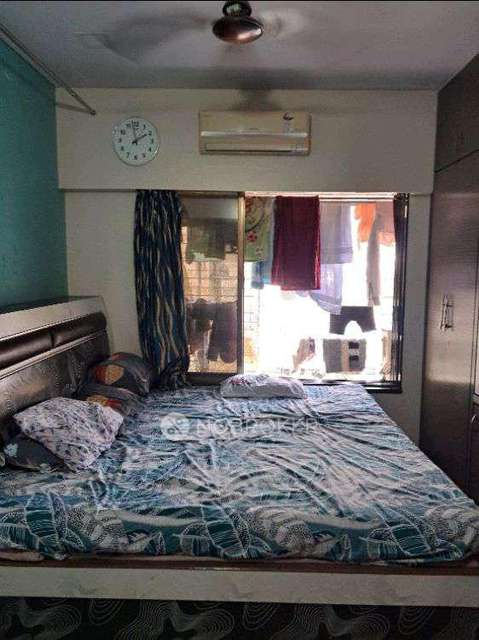 2 BHK Flat In Silver  For Sale  In Santacruz East