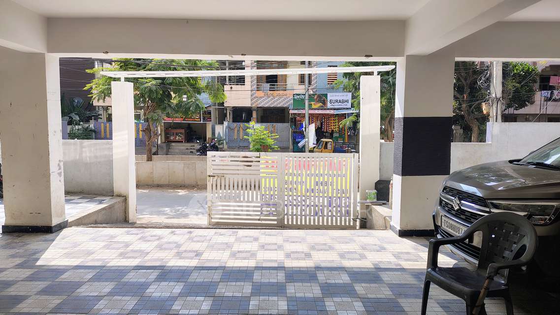 3 BHK Flat In Rk Constructions For Sale  In Gayatri Nagar