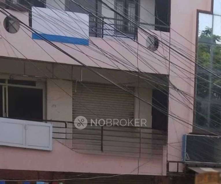 Commercial Property in Karkhana, Hyderabad for sale 