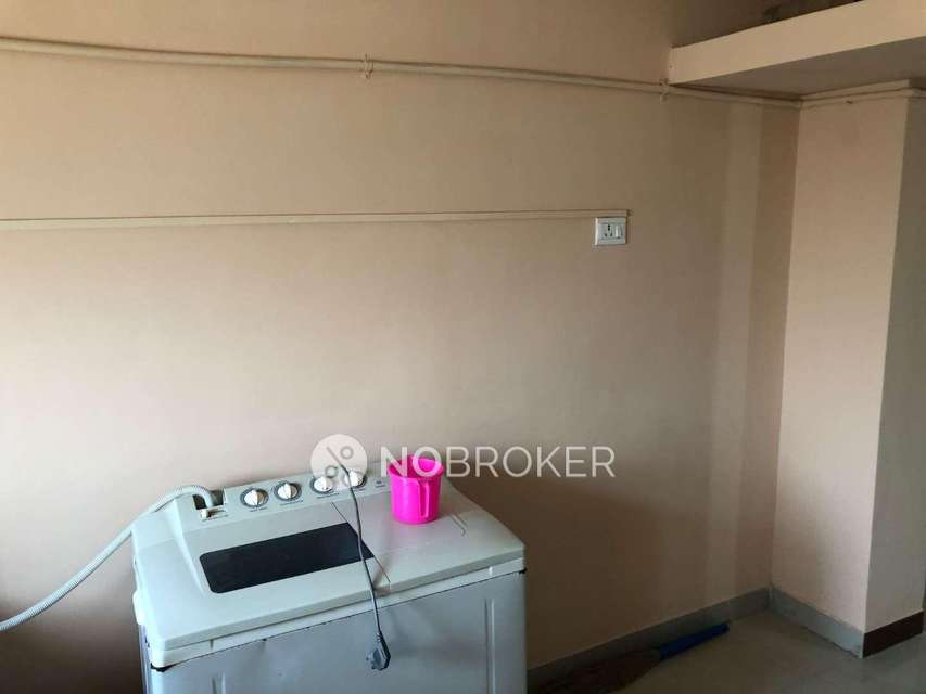 2 BHK Flat In Powai Woods Chsl For Sale  In Powai