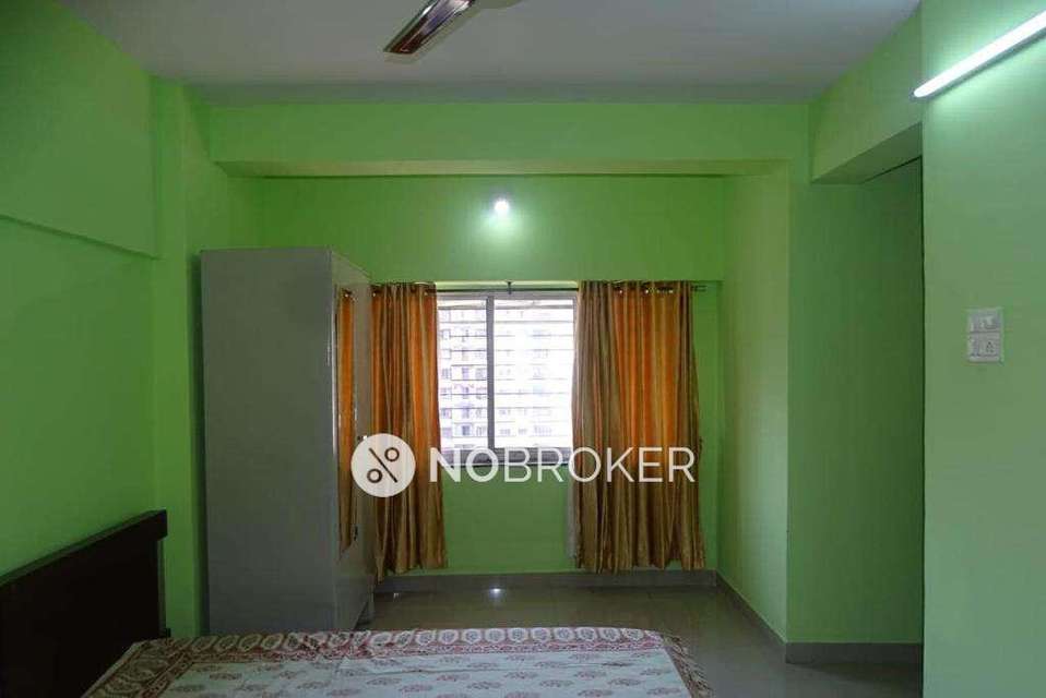 2 BHK Flat In Powai Woods Chsl For Sale  In Powai