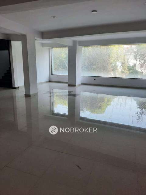 Showroom in Mahavir Enclave, Delhi for sale 