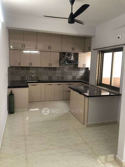 2 BHK Flat In Sri Lalitha Mohan Residency Attapur for Rent  In Tejaswi Nagar