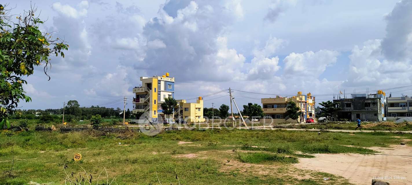 Plot For Sale  In  Balaji Diamond City In Kadugudi