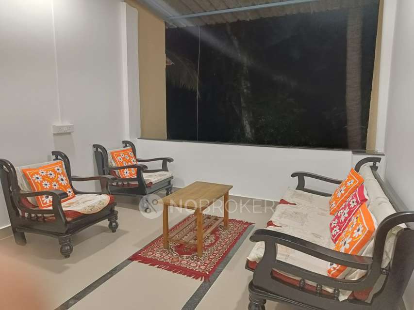 PG for Girls in Anand Baug Society