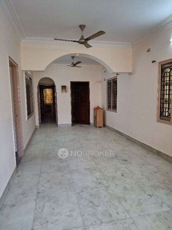 3 BHK Flat for Rent  In Malleshwaram