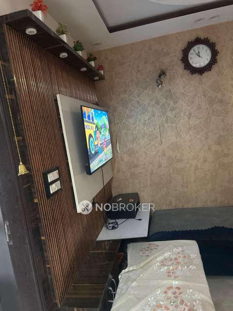2 BHK Flat In Maharani Tower For Sale  In Hastsal