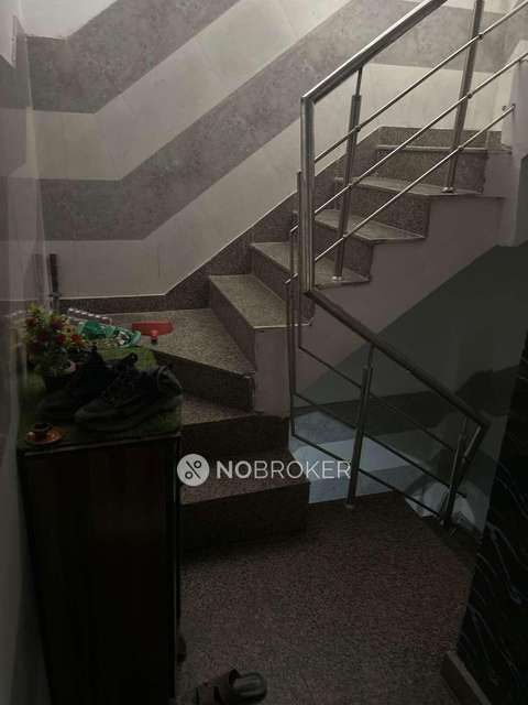 2 BHK Flat In Maharani Tower For Sale  In Hastsal