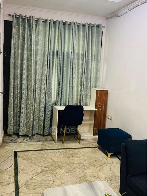 2 BHK Flat For Sale  In Mukherjee Nagar