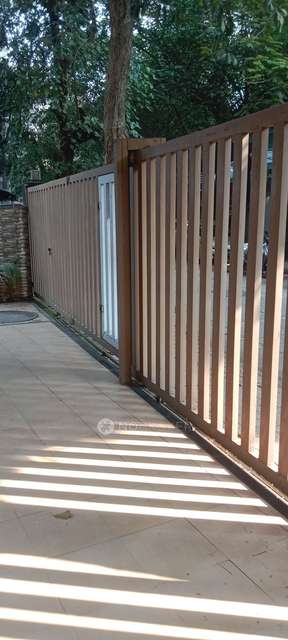 2 BHK Flat In  140 Bliss Building For Sale  In  Dadar