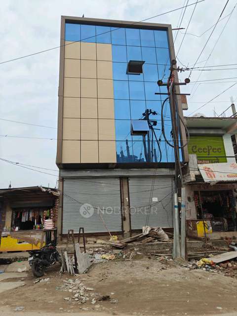 Showroom in Sector 122, Noida for Rent 