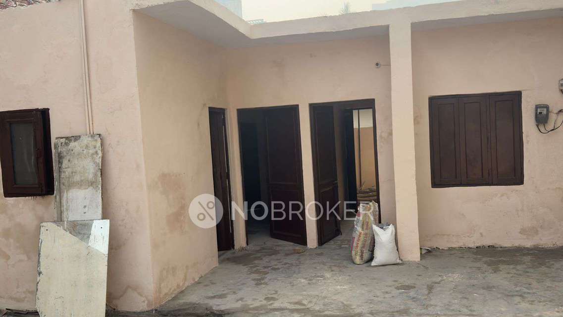 2 BHK House for Rent  In Sector 45