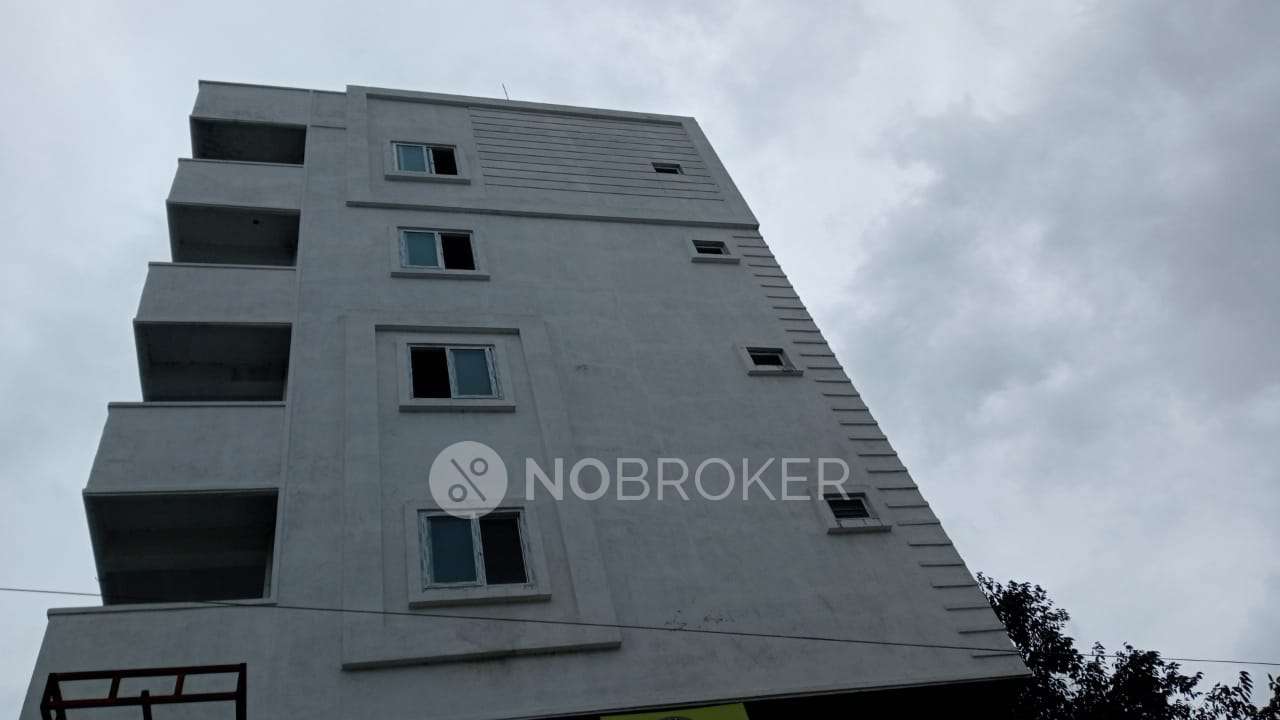 PG for Girls in Whisper Valley