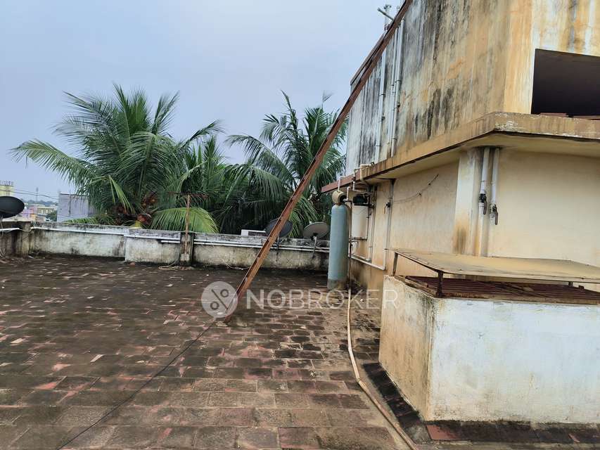 2 BHK Flat In Ring Building For Sale  In  Ayappakkam