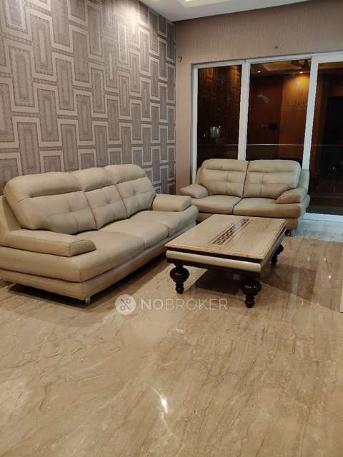 2 BHK Flat In Supertech Supernova for Rent  In Sector 94