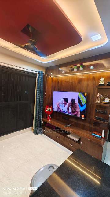 1 BHK Flat In Lodha Crown For Sale  In Majiwada