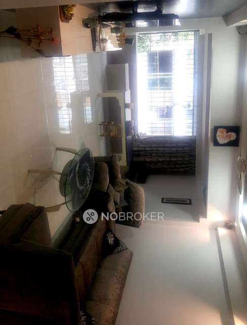 2 BHK Flat In Kum Kum Apartment For Sale  In Vile Parle