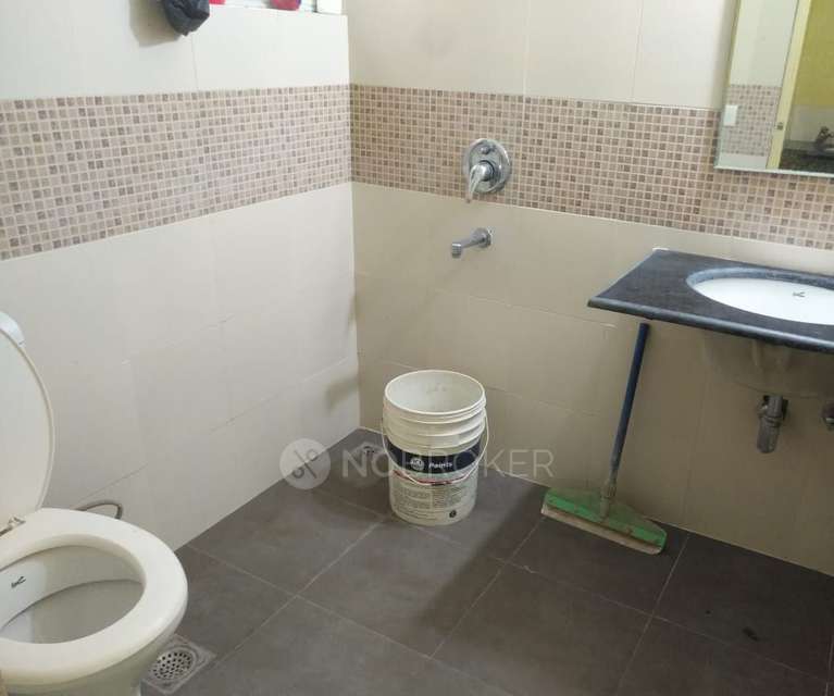 2 BHK Flat In Unitech Uniworld City For Sale  In Nallambakkam