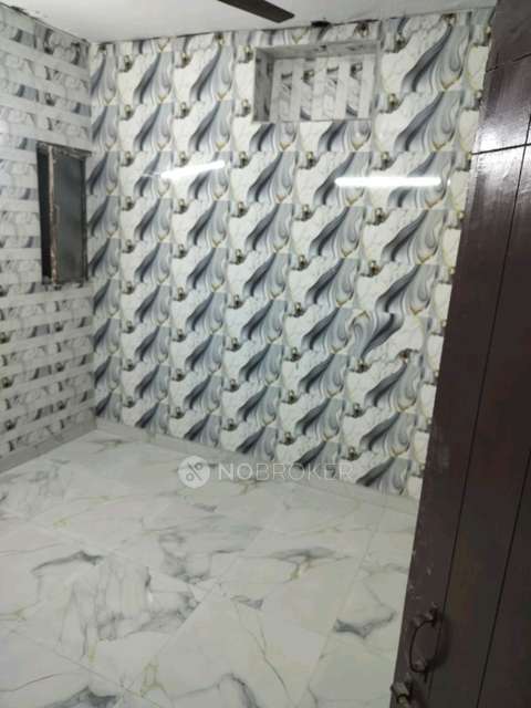 1 RK Flat In Sb for Rent  In Mukherjee Nagar