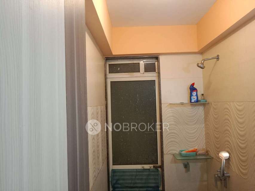 1 BHK Flat In Aayush Aastha For Sale  In Chembur East