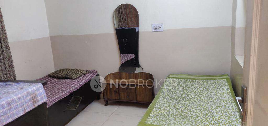 PG for Boys in Pitam Pura