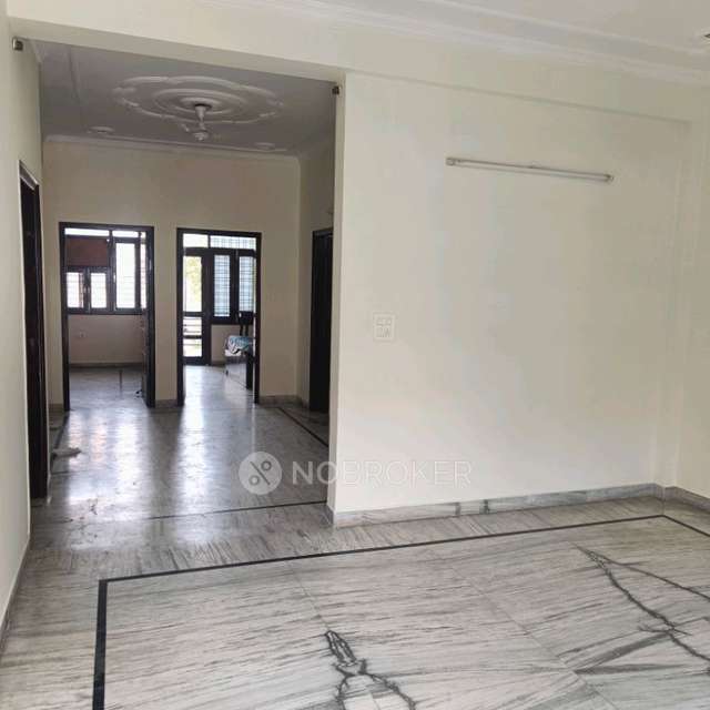 2 BHK House for Rent  In Sector 46
